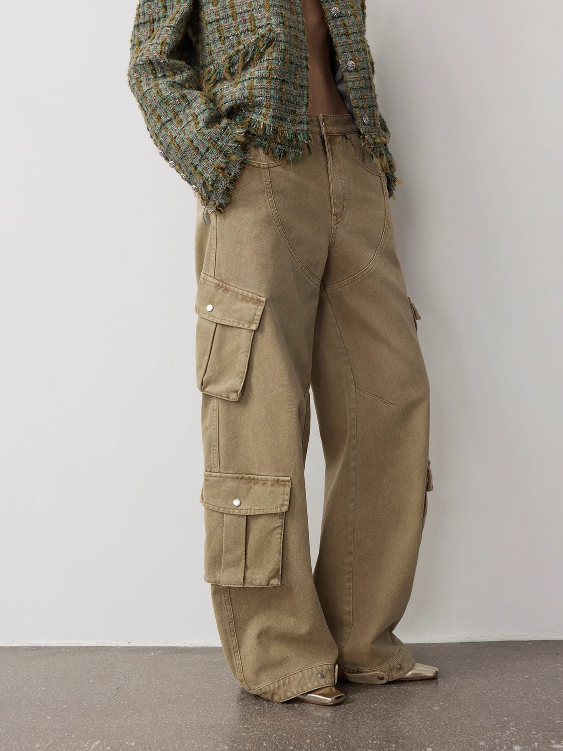 « Nostalgic Wasteland » Jean à grande poche, style streetwear, délavé, personnalisé et vieilli