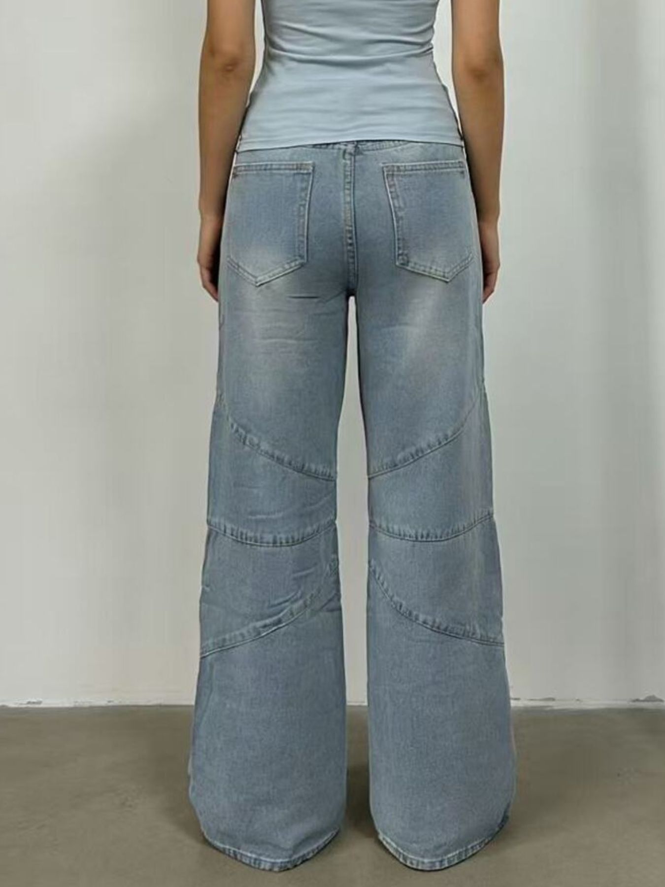 f6f66d51-da56-43f5-8e50-30de3c60624b-Max